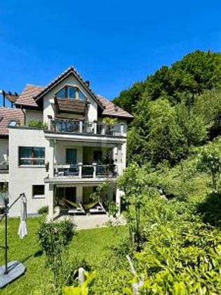 Erdgeschosswohnung in 8143 Stallikon