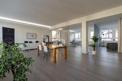 Praxis in 8052 Zürich