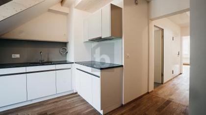 Dachgeschosswohnung in 4056 Basel
