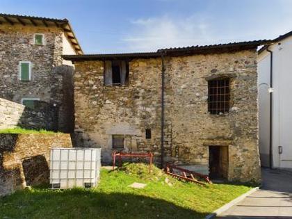 Einfamilienhaus in 6939 Arosio