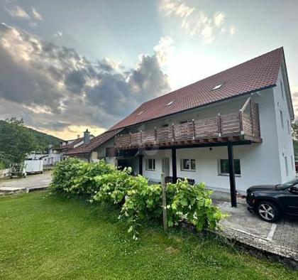 Zweifamilienhaus in 5326 Schwaderloch