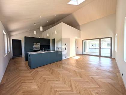 Dachgeschosswohnung in 8712 Stäfa
