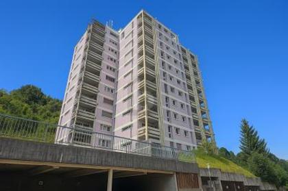 Etagenwohnung in 2400 Le Locle