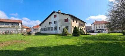 Mehrfamilienhaus in 2345 Les Breuleux