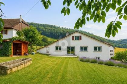 Einfamilienhaus in 2857 Montavon