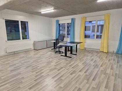 Bürofläche in 6422 Steinen