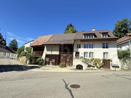 Mehrfamilienhaus in 4465 Hemmiken