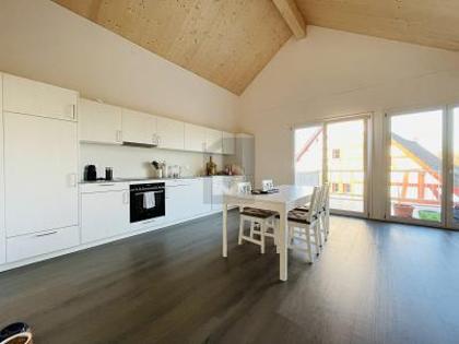 Dachgeschosswohnung in 8228 Beggingen
