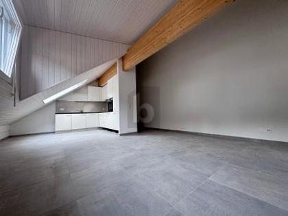 Penthouse in 1347 Le Sentier