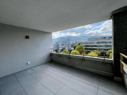 Etagenwohnung in 8047 Zürich