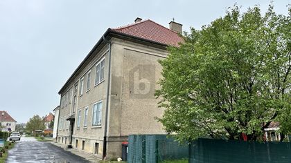 Wohn- und Geschäftshaus in 2602 Blumau