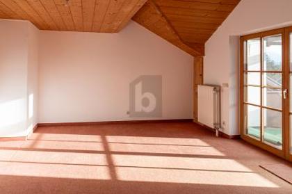 Dachgeschosswohnung in 83052 Bruckmühl