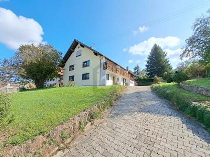 Zweifamilienhaus in 86863 Langenneufnach