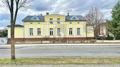 Mehrfamilienhaus in 03149 Forst (Lausitz)