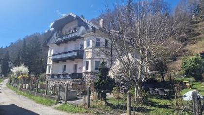 Mehrfamilienhaus in 83088 Kiefersfelden