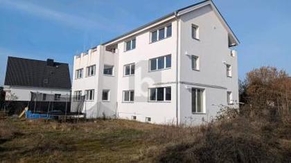 Mehrfamilienhaus in 31275 Lehrte
