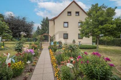 Zweifamilienhaus in 01445 Radebeul