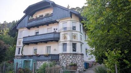 Mehrfamilienhaus in 83088 Kiefersfelden