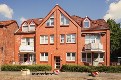Mehrfamilienhaus in 97297 Waldbüttelbrunn