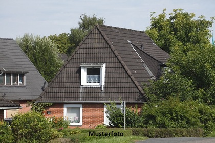 Zweifamilienhaus in 68649 Groß-Rohrheim