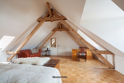Dachgeschosswohnung in 71522 Backnang