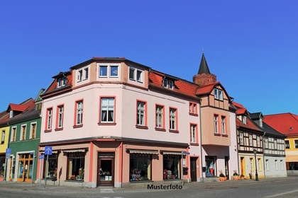 Mehrfamilienhaus in 08529 Plauen