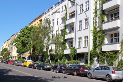 Mehrfamilienhaus in 47138 Duisburg