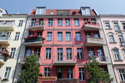 Mehrfamilienhaus in 47053 Duisburg