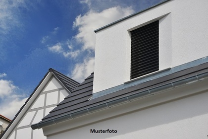 Zweifamilienhaus in 66839 Schmelz
