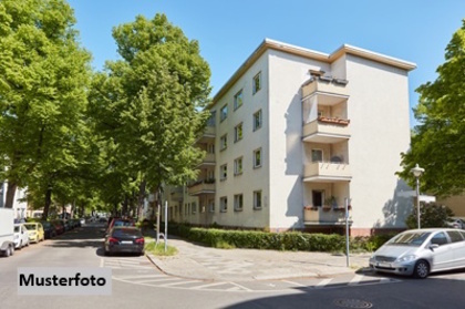 Mehrfamilienhaus in 90475 Nürnberg
