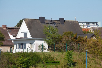 Zweifamilienhaus in 01108 Dresden