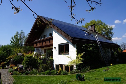 Mehrfamilienhaus in 51789 Lindlar