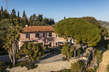 Villa in 18100 Imperia