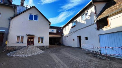 Mehrfamilienhaus in 2630 Pottschach
