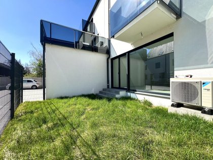 Haus in 2481 Achau, Schloss Achau; Buslinie 215, 216; Bahnhof Achau; Schlosspark Laxenburg; Krotenbach; Golfclub; SC Achau; Winzerhof;