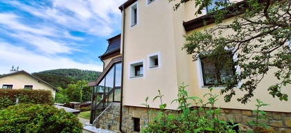 Mehrfamilienhaus in 2733 Grünbach am Schneeberg
