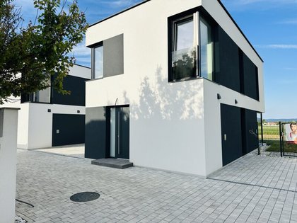 Haus in 2620 Natschbach-Loipersbach