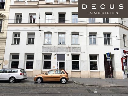 Einzelhandel in 1090 Wien, Bauernfeldplatz