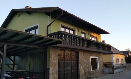Mehrfamilienhaus in 2525 Günselsdorf Schönau