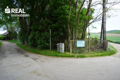 Grundstück in 2102 Bisamberg