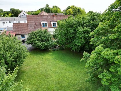 Mehrfamilienhaus in 2130 Mistelbach, Naherholungsgebiet Zayawiesen, Stadt, Nahversorger, Freibad
