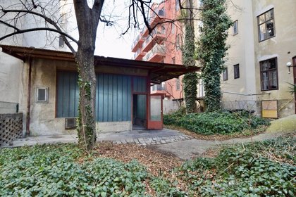 Lager in 1100 Wien, Matzleinsdorfer Platz