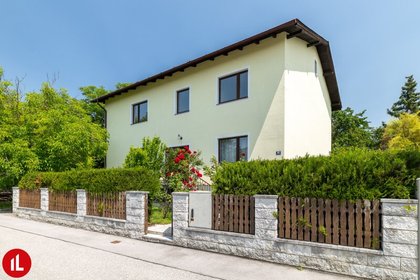Mehrfamilienhaus in 2351 Wr. Neudorf, Wien