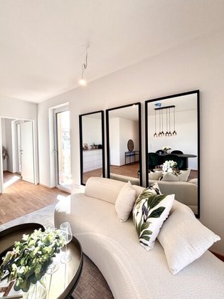 Terrassenwohnung in 2700 Wr. Neustadt, Wiener Neustädter Kanal, Merkur-City, Bahnhof Civitas Nova