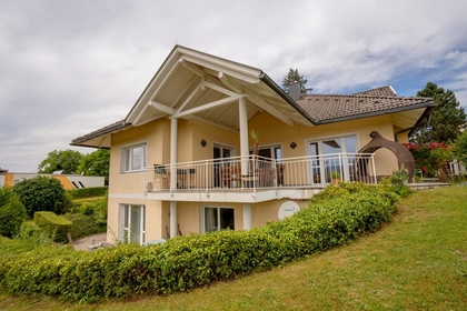 Mehrfamilienhaus in 9535 Schiefling