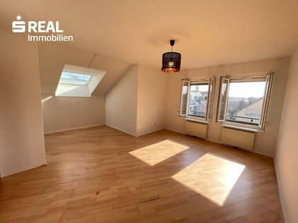 Dachgeschosswohnung in 1230 Wien