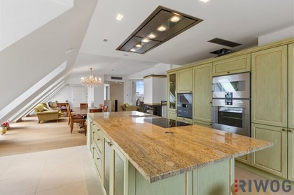 Dachgeschosswohnung in 1060 Wien