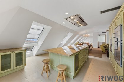 Dachgeschosswohnung in 1060 Wien