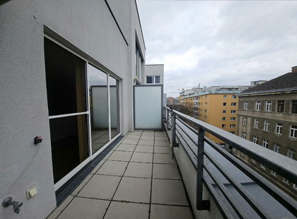 Dachgeschosswohnung in 1120 Wien